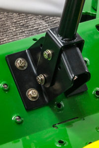 Installation - Support bar for Zero-Turn Mowers