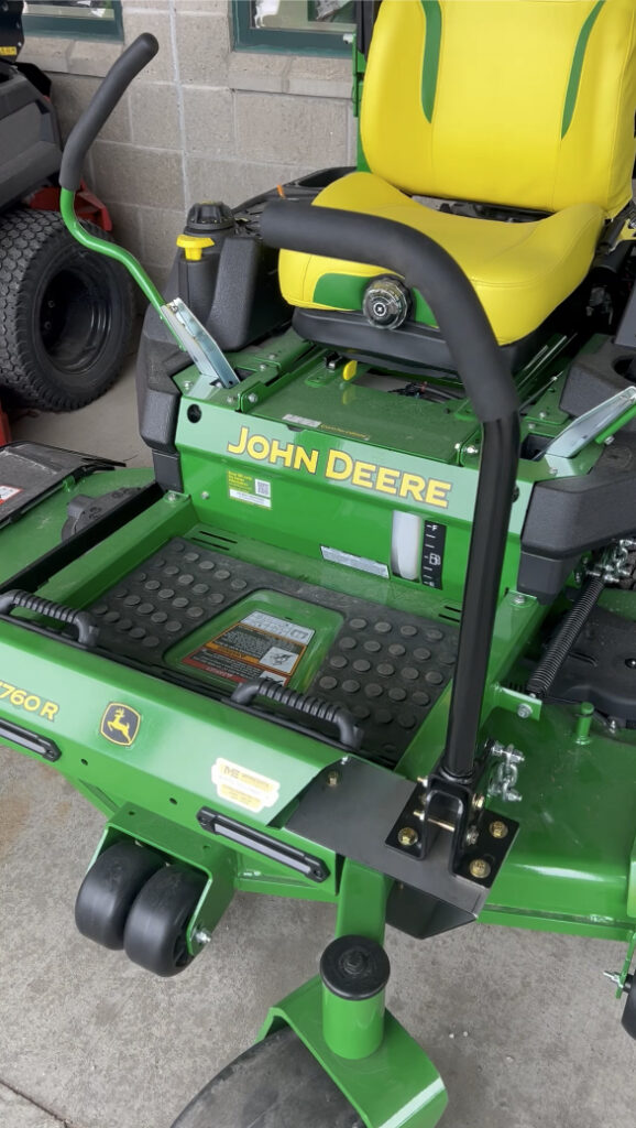 John Deere 700 series zero turn mounting bracket and DONBAR combo ...